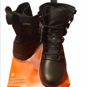 Nike Waterproofing boots